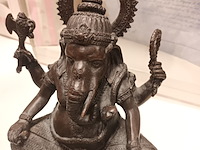 Lot 16 - bronze beeld ganesha - afbeelding 2 van  4