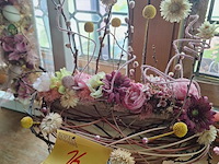 Lot 16 - florale decoratie. 13 stuks - afbeelding 2 van  4