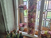 Lot 16 - florale decoratie. 13 stuks - afbeelding 3 van  4