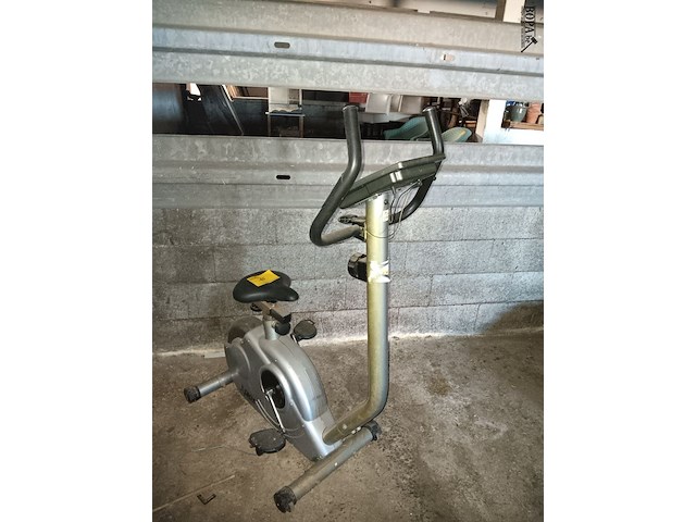 Lot 16 - hometrainer dkn - afbeelding 1 van  2