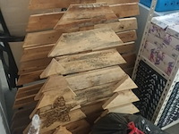 Lot 16 - kerstbomen. 7 stuks - afbeelding 2 van  4