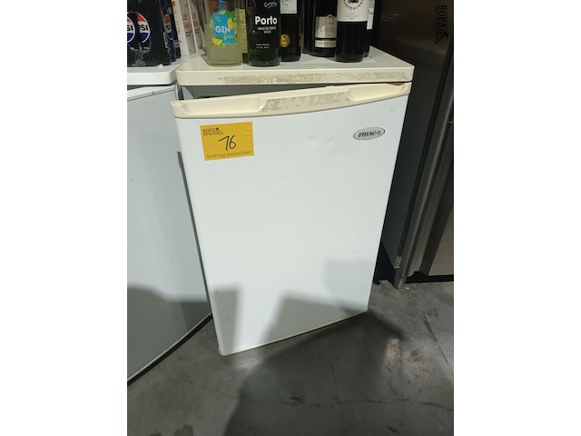 Lot 16 - koelkast friac - afbeelding 1 van  4