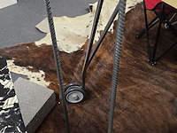 Lot 16 - kunstwerk corona - afbeelding 3 van  3