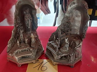 Lot 16 - muziekdoos lourdes, 2 stuks