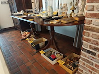 Lot 16 - ovalen tafel - afbeelding 1 van  3