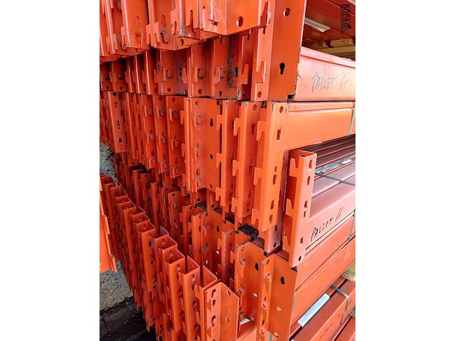 Lot 16 - palletstelling met 14 staanders - afbeelding 4 van  4
