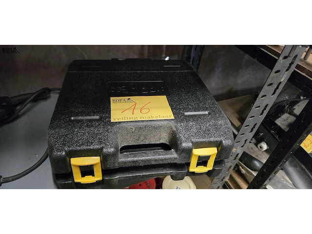 Lot 16 - pneumatische nagelschieter airpress - afbeelding 1 van  5
