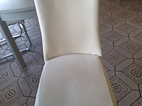 Lot 16 - ronde tafel met 4 stoelen - afbeelding 2 van  4