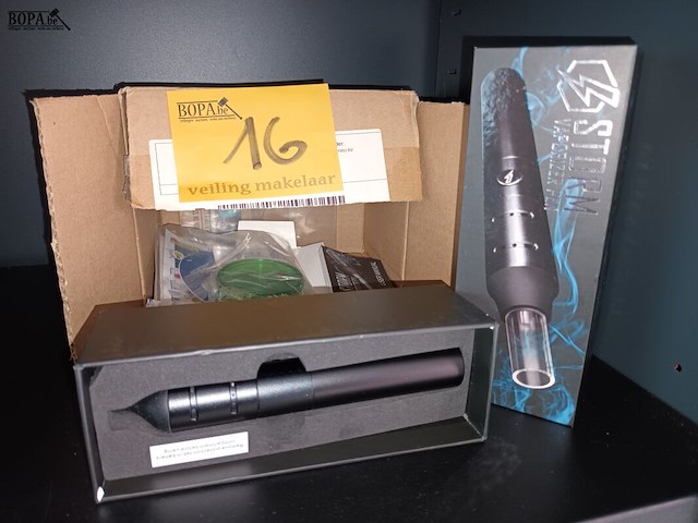 Lot 16 - storm vaporizer pen - afbeelding 3 van  3