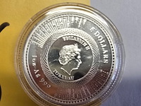 Lot 16 - tokelau 5 dollars 2020 vivat humanitas (2 stuks)