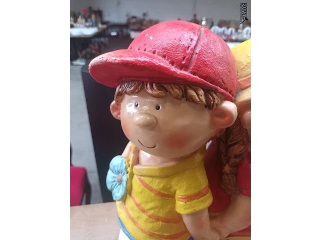 Lot 16 - tuinbeeld 2 kinderen - afbeelding 2 van  4