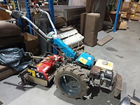 Lot 16 - tweewielige tractor met rotoreg