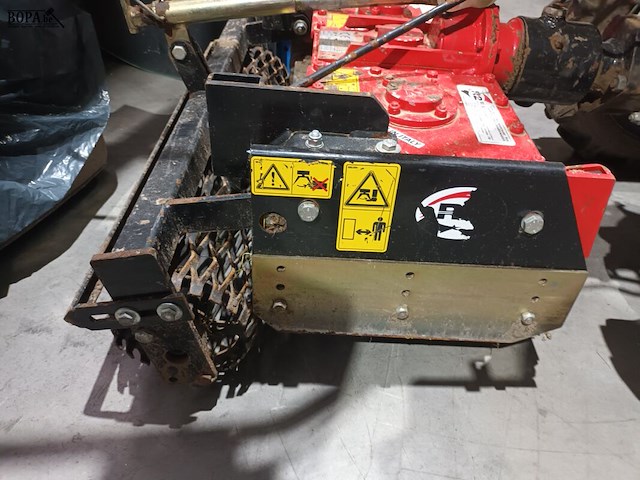 Lot 16 - tweewielige tractor met rotoreg - afbeelding 3 van  6