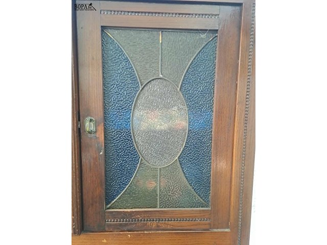 Lot 16 - vintage eiken buffetkast met glas in looddeuren en spiegel a - afbeelding 3 van  8