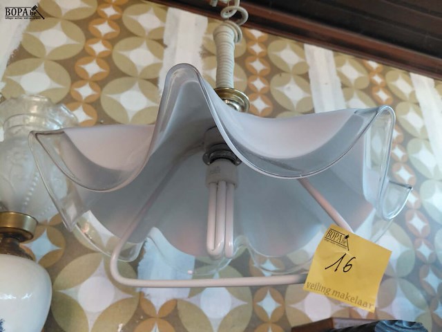 Lot 16 - vintage murano glazen hanglamp jaren '70 - afbeelding 1 van  4