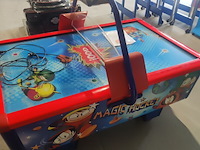 Lot 16 - wik baby air hockey - afbeelding 4 van  7
