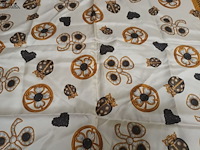 Lot 16 - zijden sjaal nina ricci - afbeelding 4 van  4