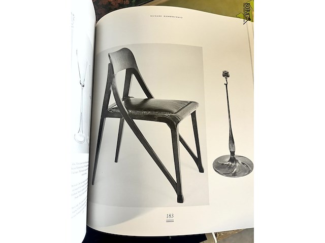 Lot 160 - art style - afbeelding 5 van  6