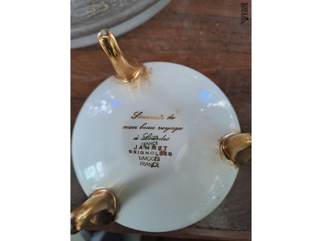 Lot 160 - beige antieken opbergpot en opbergschaaltje limoges - afbeelding 2 van  2