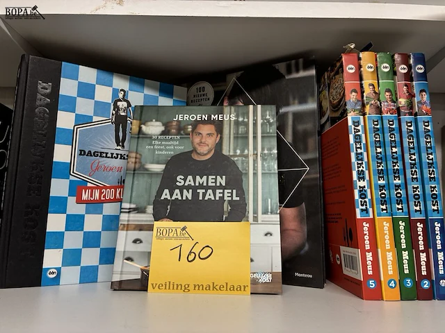 Lot 160 - lot boeken 'jeroen meus' - 8 stuks - afbeelding 1 van  3