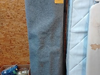 Lot 160 - tapijt beige afm 220*158 100% polypropyleen (machine wasbaar - afbeelding 1 van  2