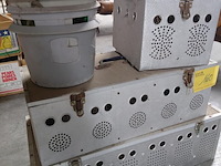 Lot 160 - vintage aluminium duivenmanden voor transport postduiven - 3 - afbeelding 3 van  3