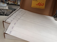 Lot 160 - witte polsbandjes - 2 dozen - afbeelding 3 van  3