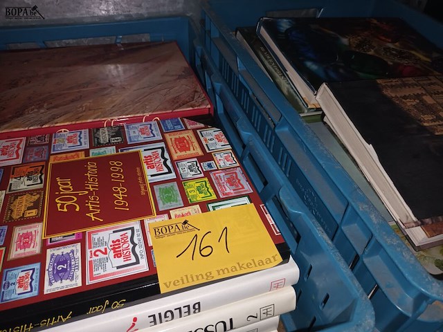 Lot 161 - boeken artis historia - afbeelding 1 van  4
