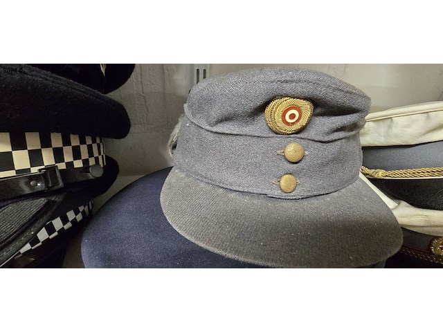 Lot 161 - oostenrijk 2 kepies - afbeelding 3 van  3