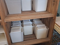 Lot 161 - slagroomspuiten en ijscrème bakjes - afbeelding 3 van  3