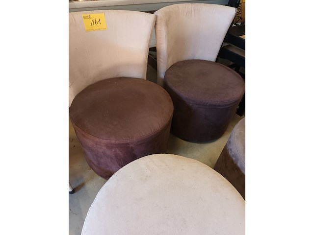 Lot 161 - zetel en poef. 4 stuks - afbeelding 4 van  4