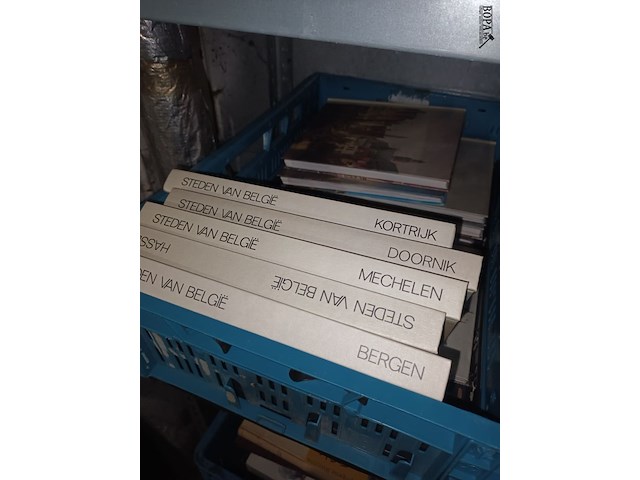 Lot 162 - boeken artis historia - afbeelding 2 van  5