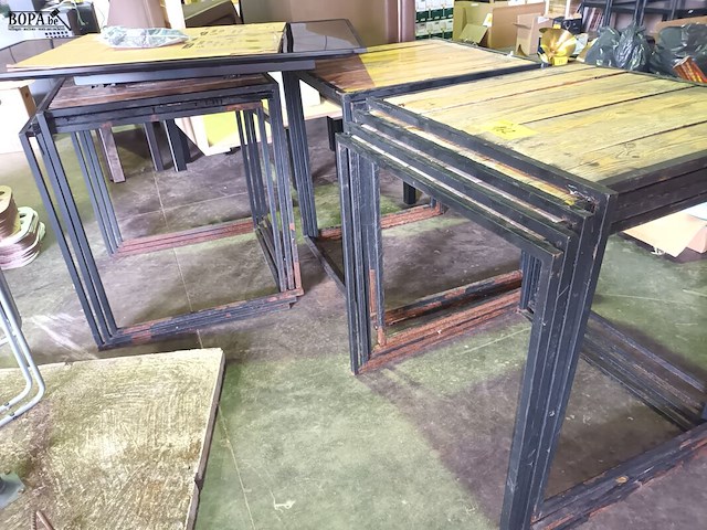Lot 162 - terrastafel. 9 stuks - afbeelding 3 van  3