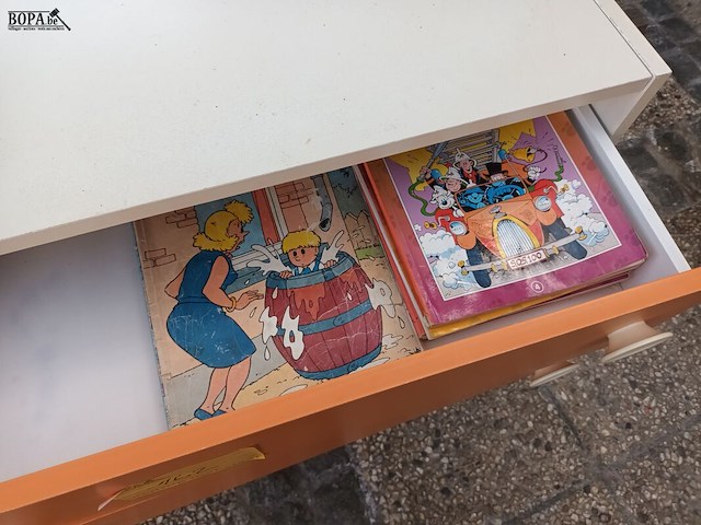 Lot 162 - vintage ladekastje - afbeelding 4 van  5