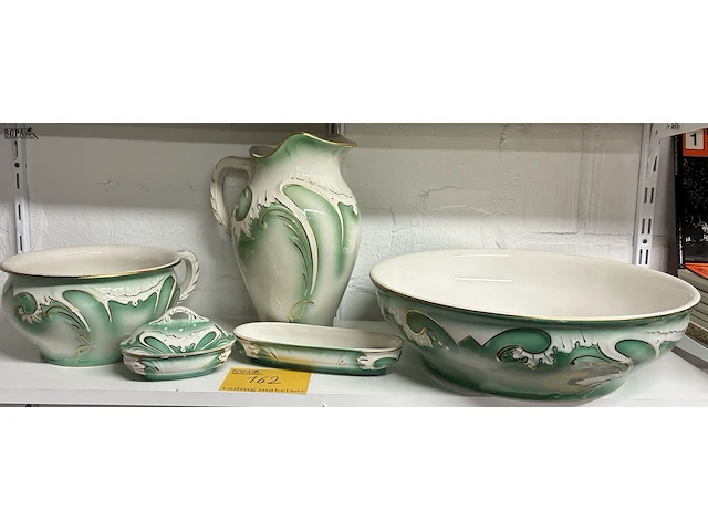 Lot 162 - vintage lampetset met stempel - afbeelding 1 van  2
