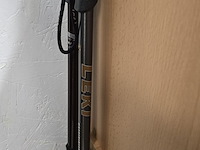 Lot 162 - wandelstokken verstelbaar 2 stuks - afbeelding 2 van  2