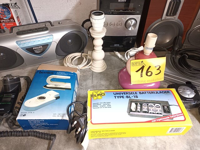 Lot 163 - diverse elektro. 16 stuks - afbeelding 4 van  6