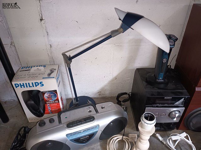 Lot 163 - diverse elektro. 16 stuks - afbeelding 5 van  6