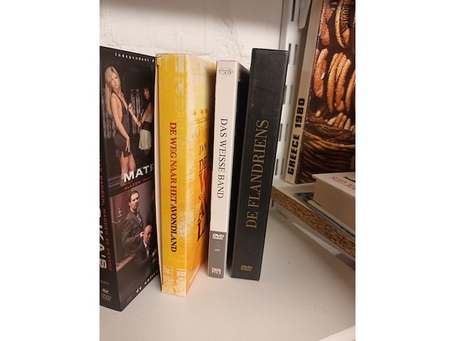 Lot 163 - dvd boxen. 9 stuks - afbeelding 5 van  5