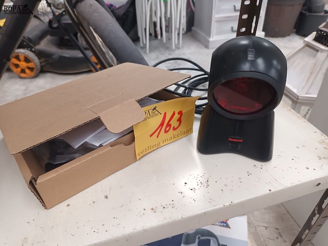 Lot 163 - honeywell professionele barcodescanner - afbeelding 1 van  4