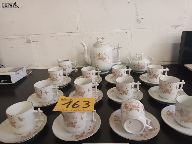 Lot 163 - koffieservies. 27 stuks - afbeelding 2 van  5