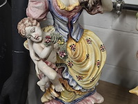 Lot 163 - koppel italiaanse porseleinen beelden bassano - afbeelding 2 van  7