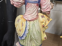 Lot 163 - koppel italiaanse porseleinen beelden bassano - afbeelding 3 van  7