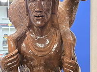 Lot 163 - levensgrote krijger met hert - afbeelding 3 van  6