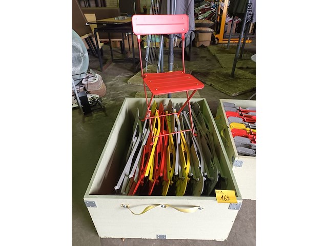 Lot 163 - metalen klapstoelen ikea. 15 stuks - afbeelding 1 van  4