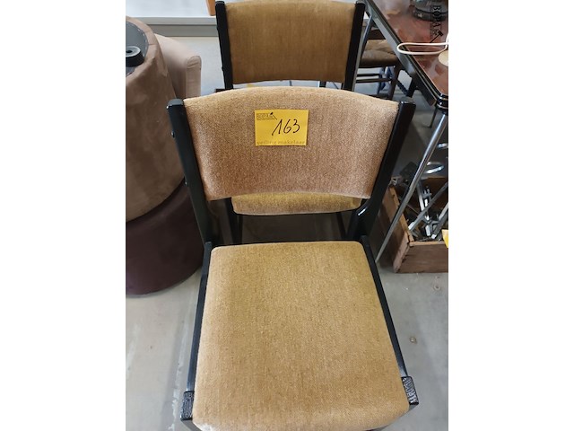 Lot 163 - vintage eetkamerstoelen. 2 stuks - afbeelding 4 van  4