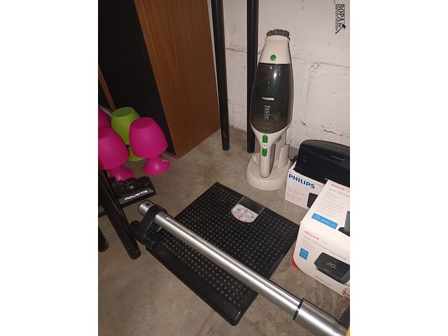 Lot 164 - huishoud elektro. 9 stuks - afbeelding 2 van  4