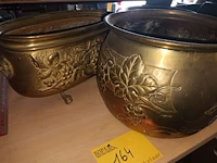 Lot 164 - koperen cache-pot. 3 stuks - afbeelding 3 van  3