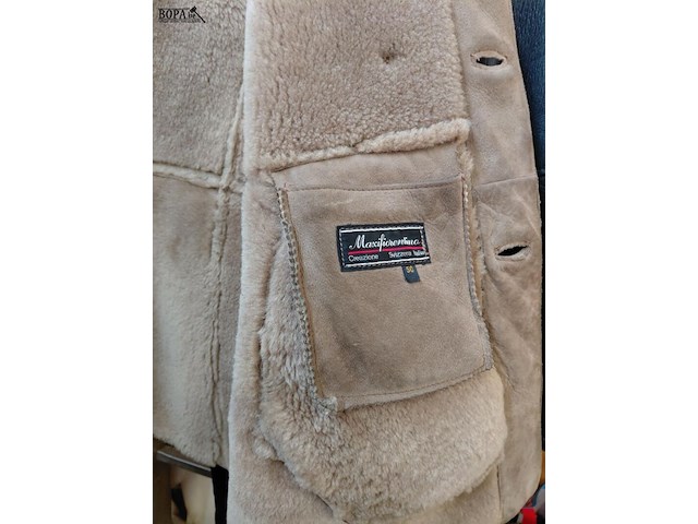 Lot 164 - lederen imitatiebont - l - man - afbeelding 4 van  4