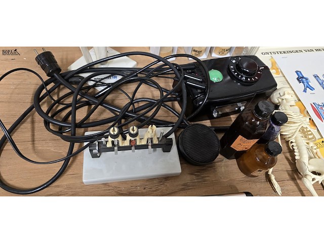 Lot 165 - lot medische toebehoren - afbeelding 4 van  11